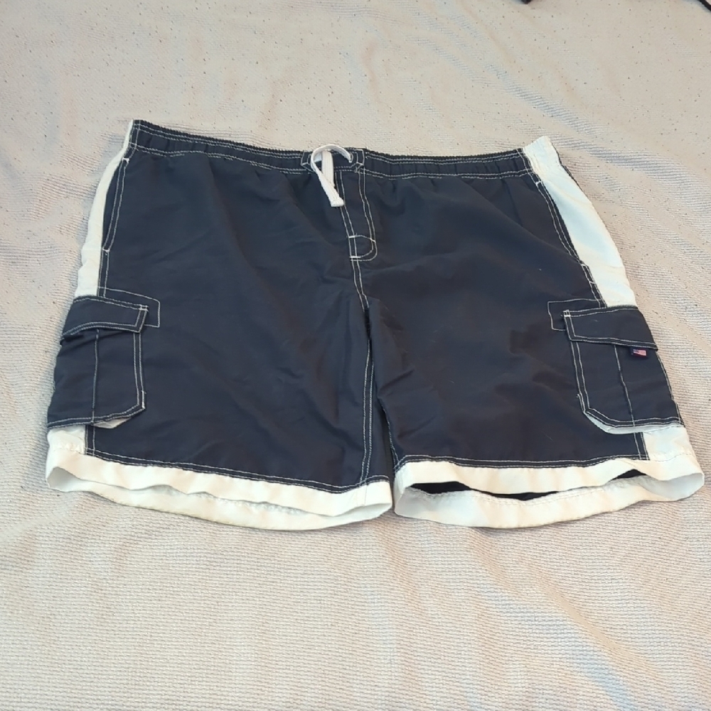 Alki'i Men's Swim Trunks - Navy and White